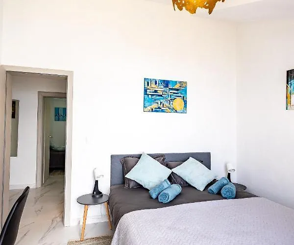 Lux Apartman *